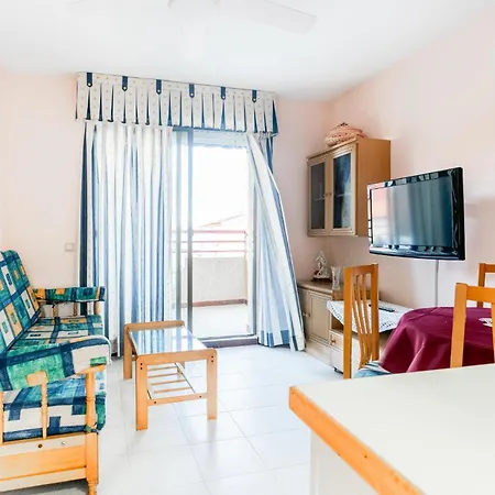 Cozy Apartment In Oropesa With Wifi