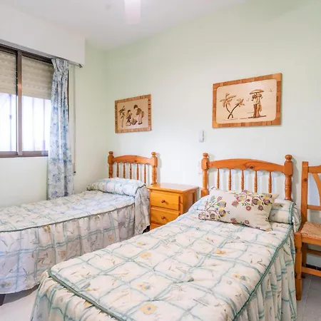 Cozy Apartment In Oropesa With Wifi Daire Oropesa del Mar