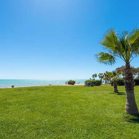 Cozy Apartment In Oropesa With Wifi Oropesa del Mar